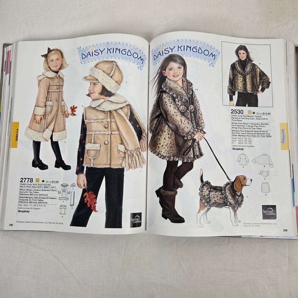 Simplicity Pattern Counter Display Catalog 2010 Halloween Costume Sewing Crafts - Picture 11 of 14